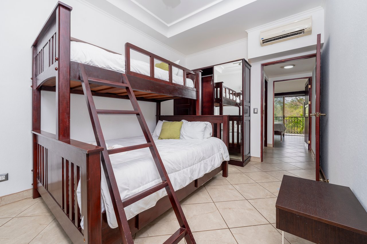 The Oaks #90 | Turnkey 2-Bedroom Condo Near Tamarindo