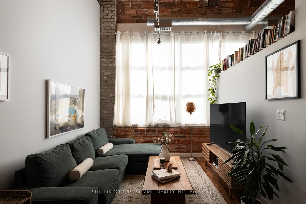 FEATHER FACTORY LOFT PENTHOUSE