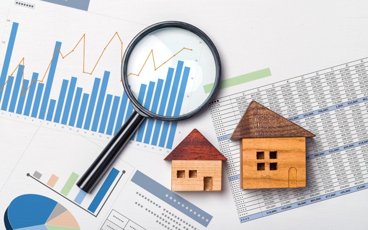 The Spring Effect: How Seasonality Impacts Home Prices