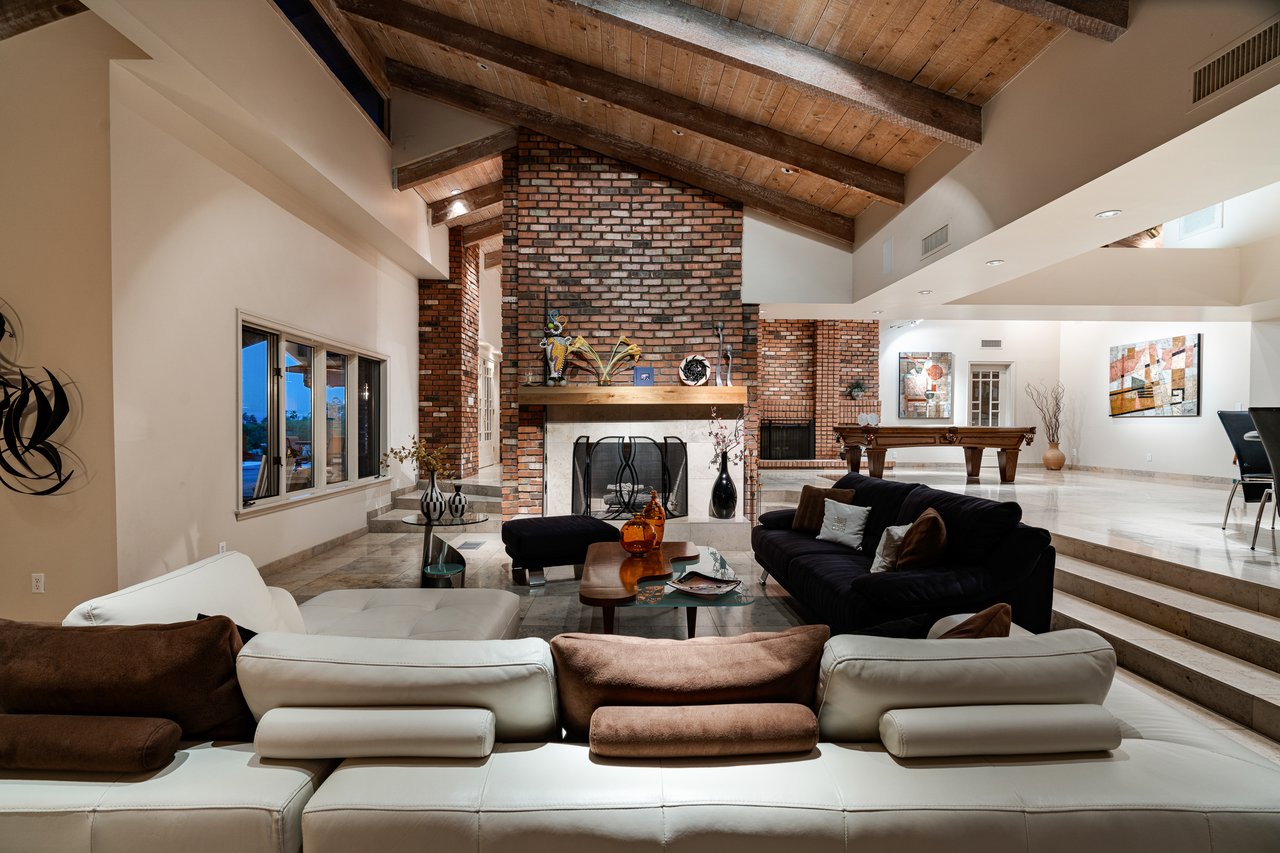 Luxury PV Hilltop Sanctuary
