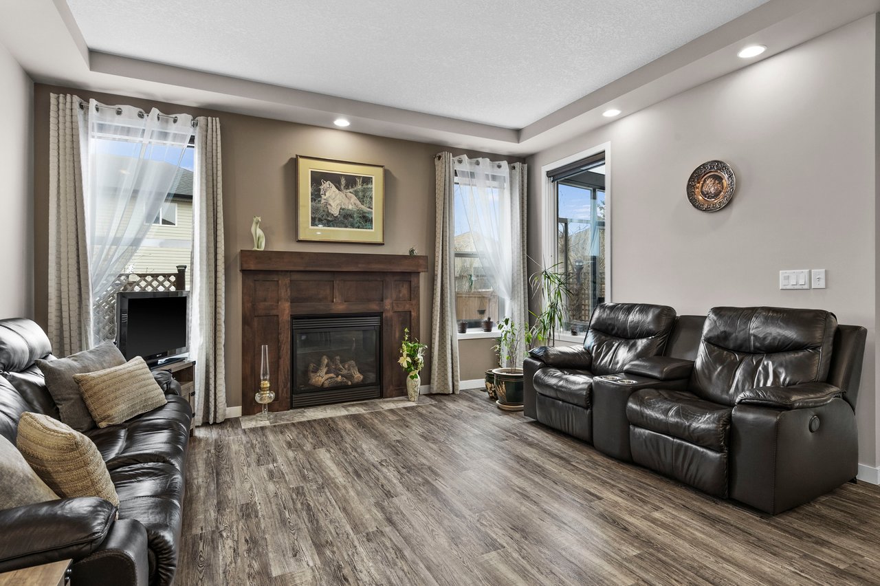 207 Royal Oak Bay NW