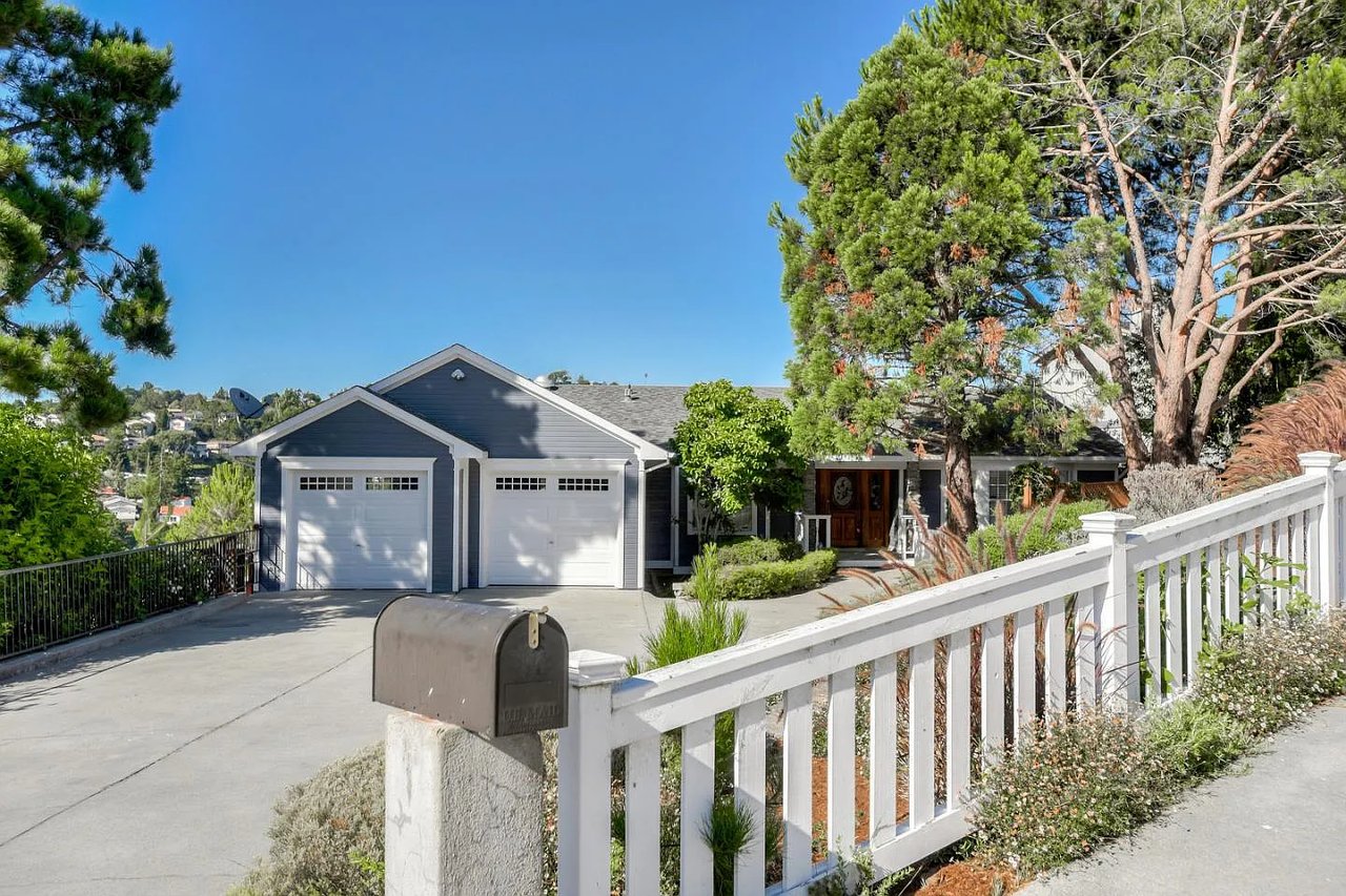 47 Bayview Dr