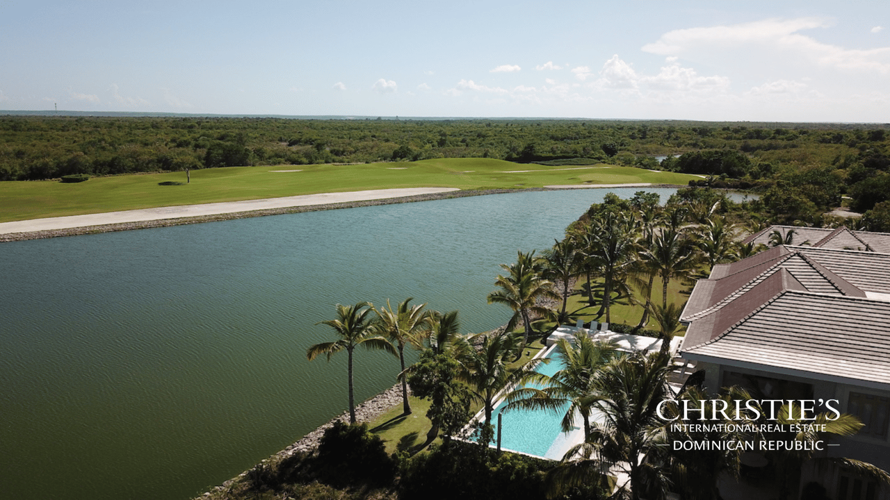 Build Your Waterfront Oasis – Lakefront Land in Punta Cana Resort & Club