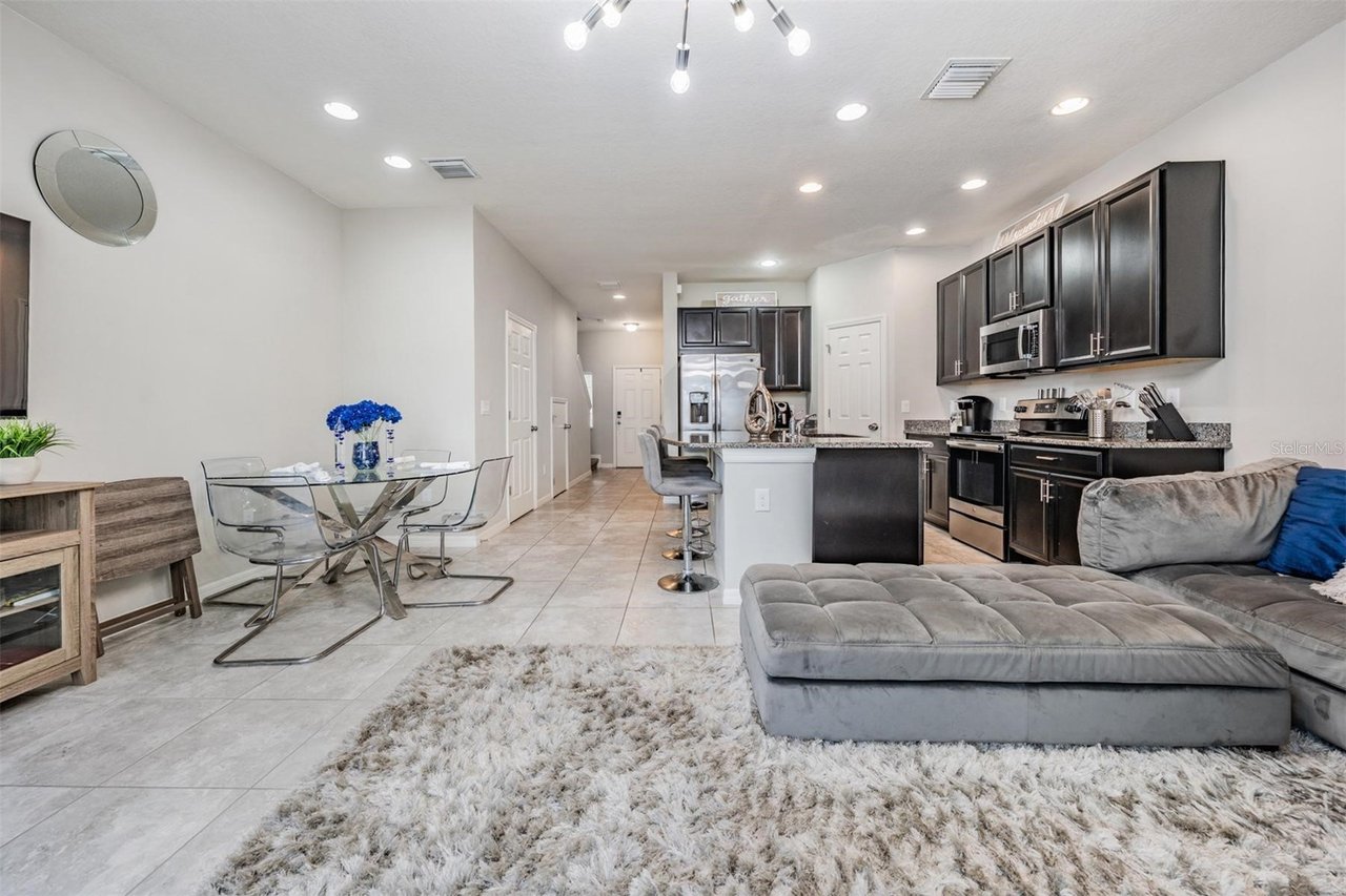 Modern Townhome Living in the Heart of Riverview