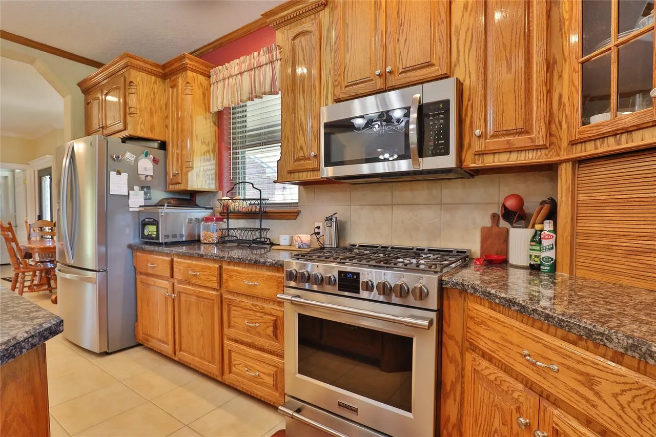 145 County Rd 461B