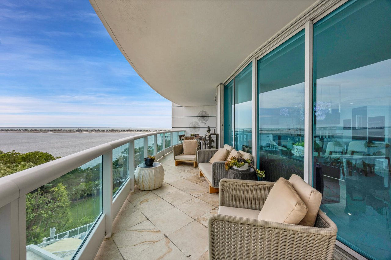 Bristol Towers Unit #801 Closes at $2,075,000