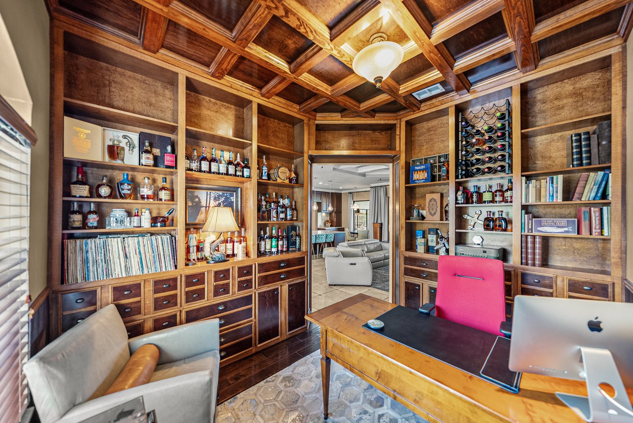 13247 THOROUGHBRED DR