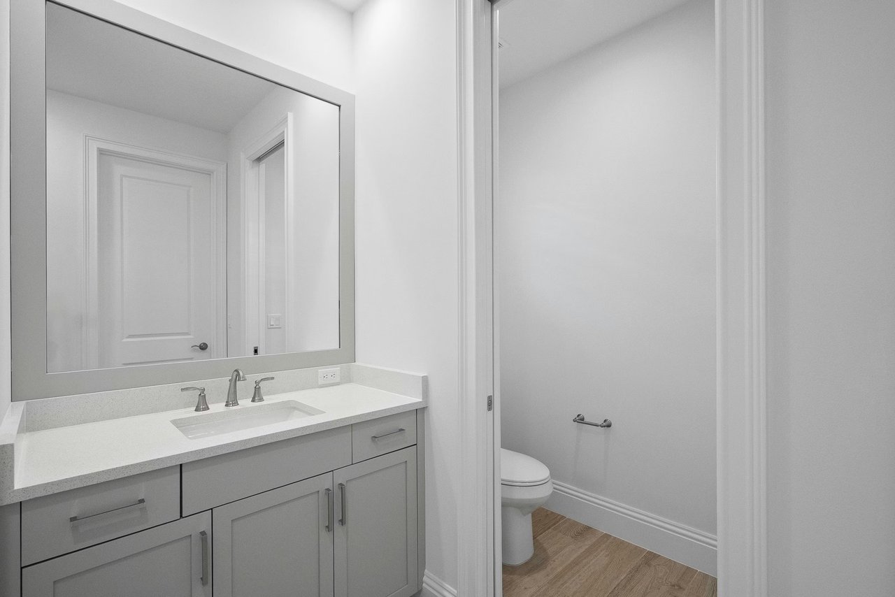 4226 Lucaya Pointe Wy