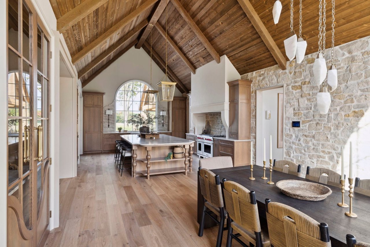 2295 Tamarack Drive, Medina