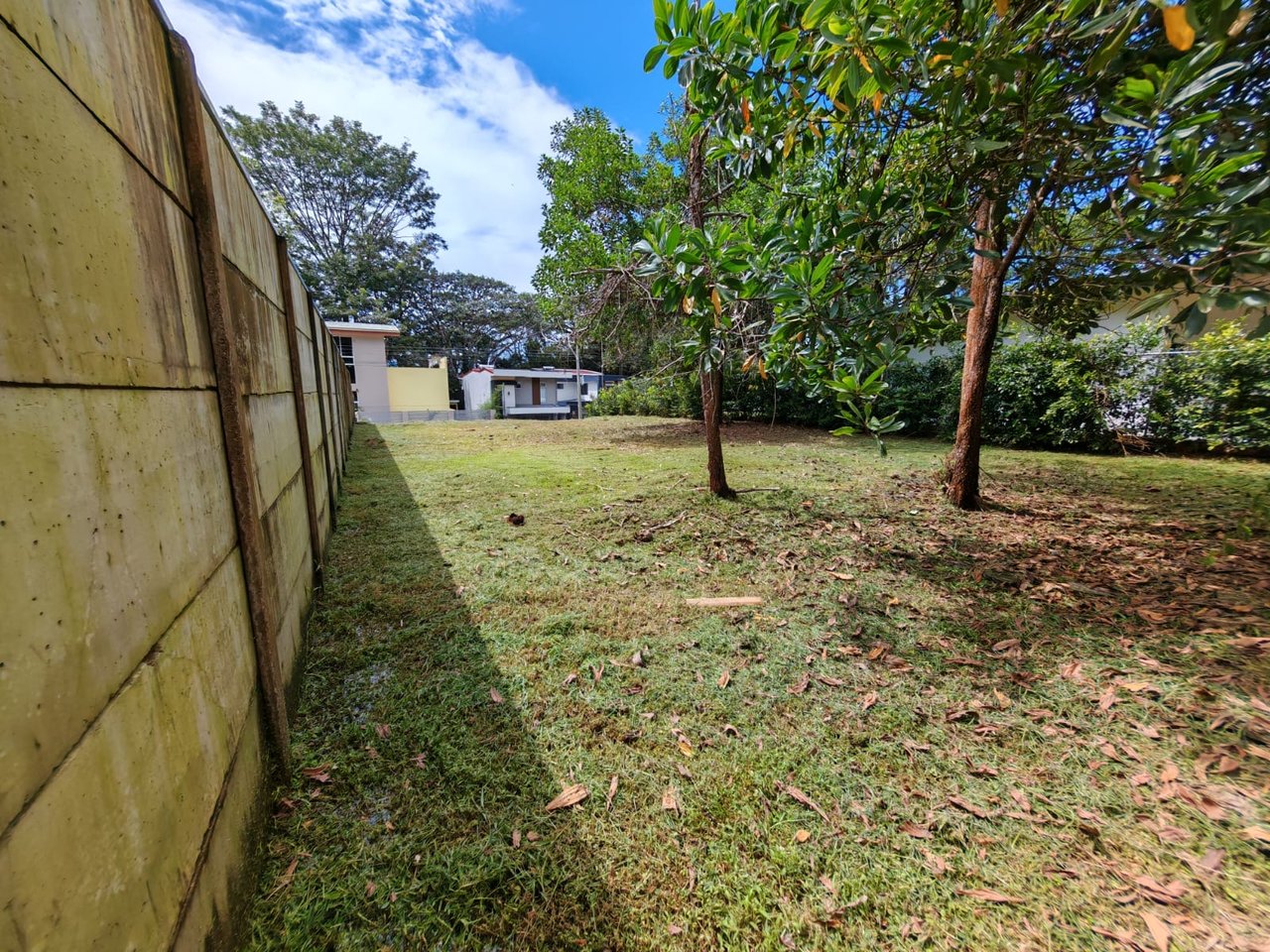Prime Uvita Location! -  Build Ready Lot