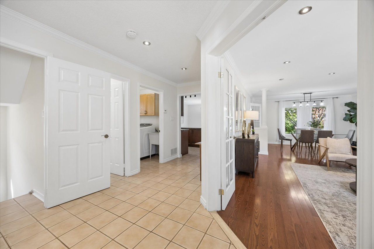 32 Valley Centre Drive