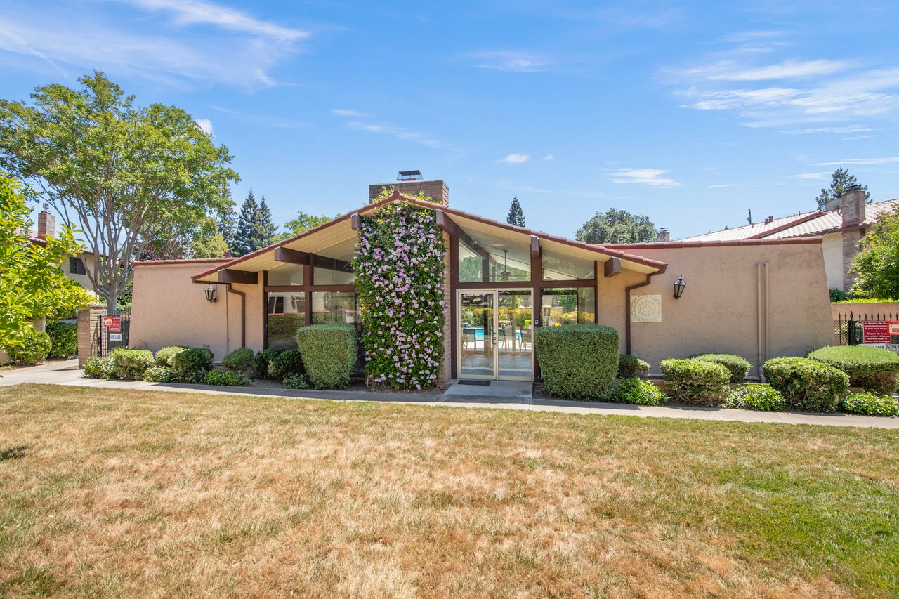 120 Carlton Avenue,  #23