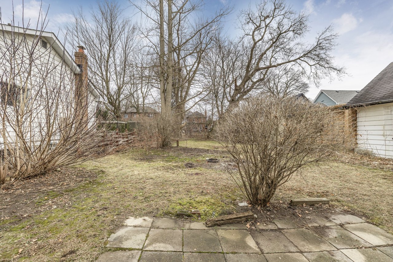 410 Eagle Street, Newmarket, ON L3Y 1K6