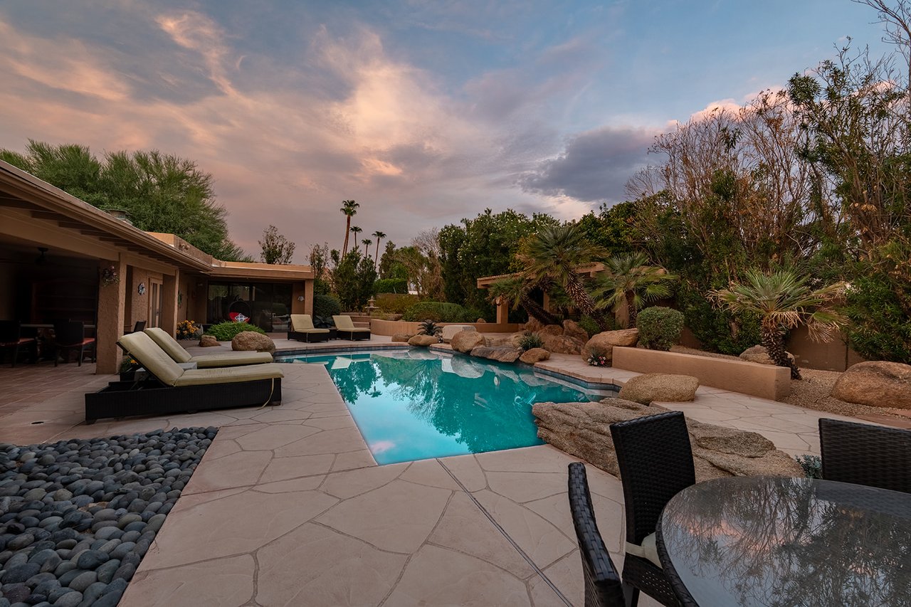 7507 N VIA DE LOS LIBROS