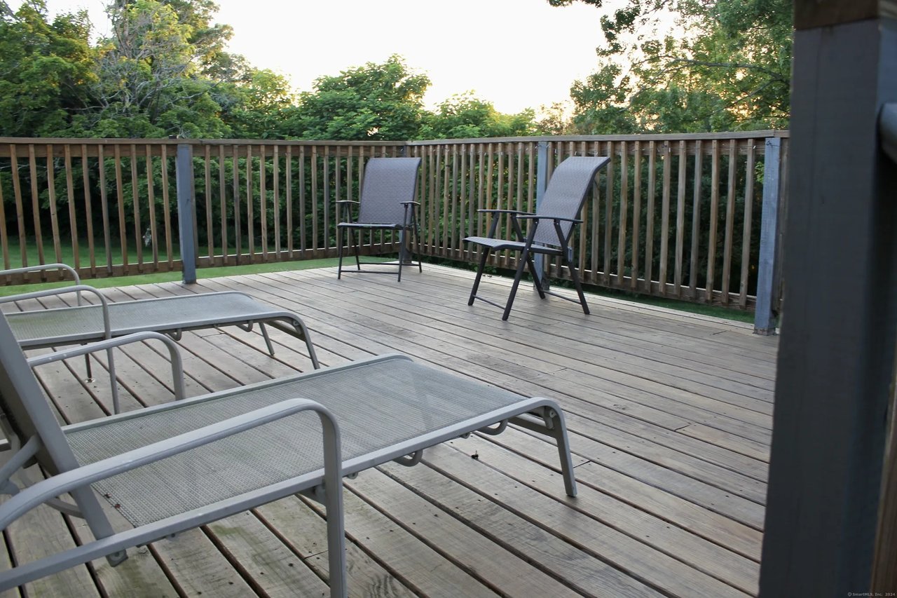 100 Mount Carmel Avenue