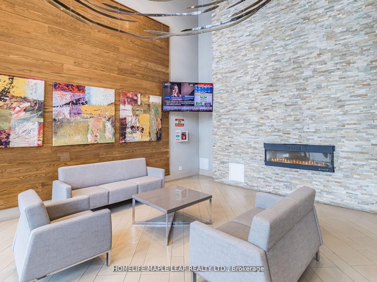 LAKESHORE PENTHOUSE