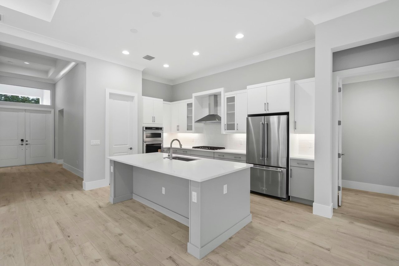 4243 Lucaya Pointe Wy