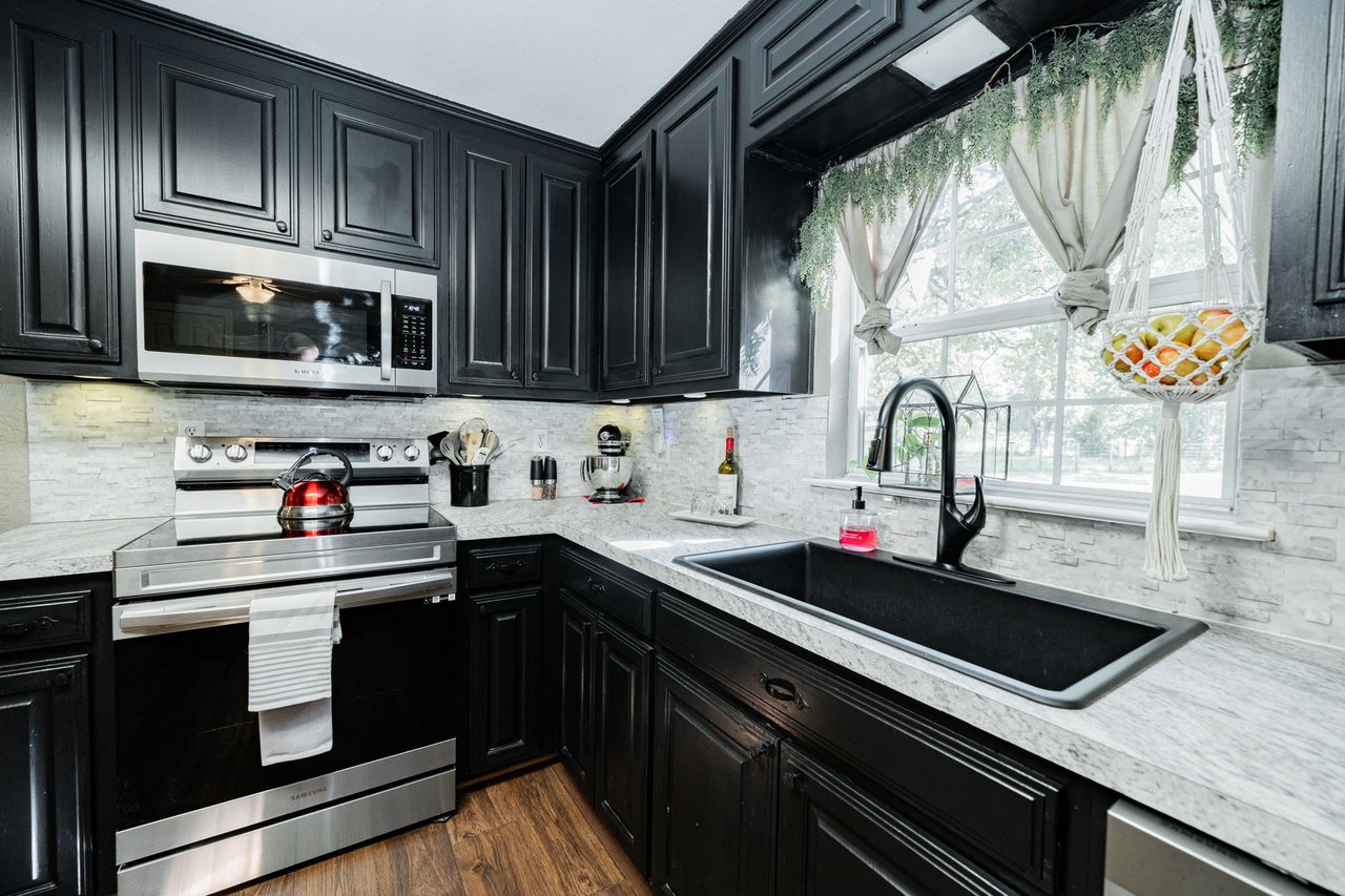 A Ben Wheeler Country Home & Land Dream!