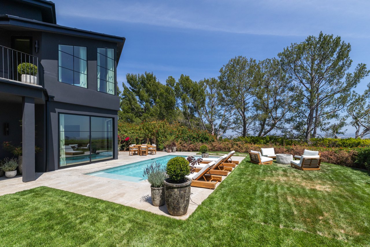 1122 La Altura Rd, Beverly Hills