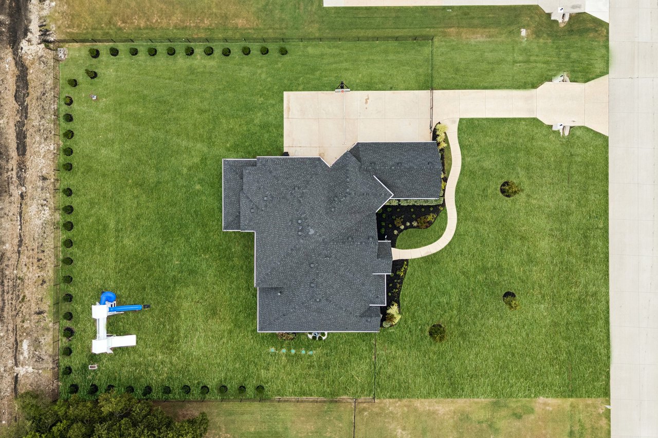 4909 Whisper Drive