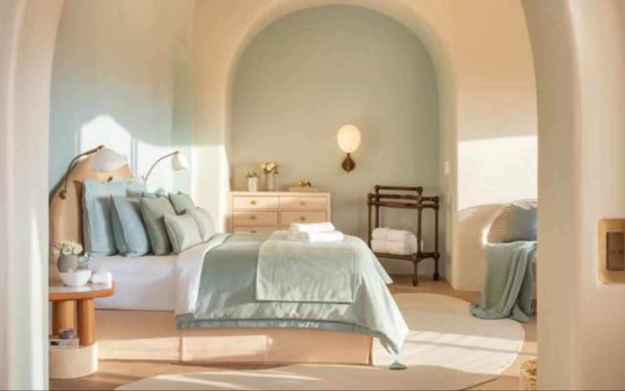 How to Design a Guest Room That Feels Like Home