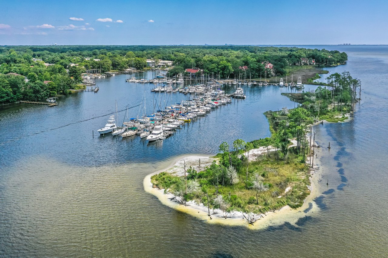 BLUEWATER BAY
