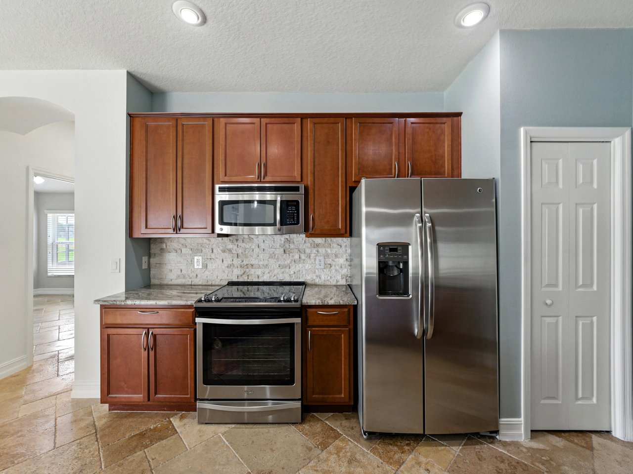 6957 BOULDER RUN LOOP