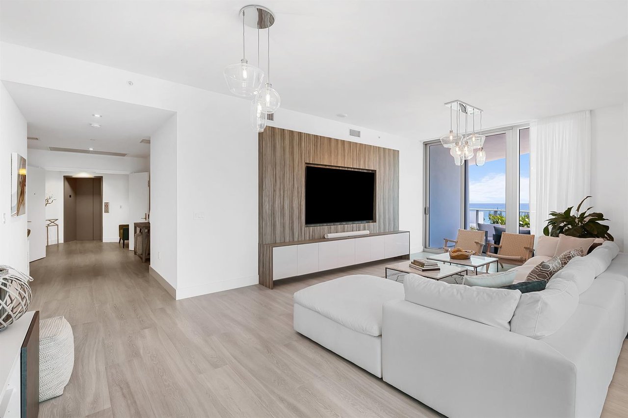 701 N Fort Lauderdale 