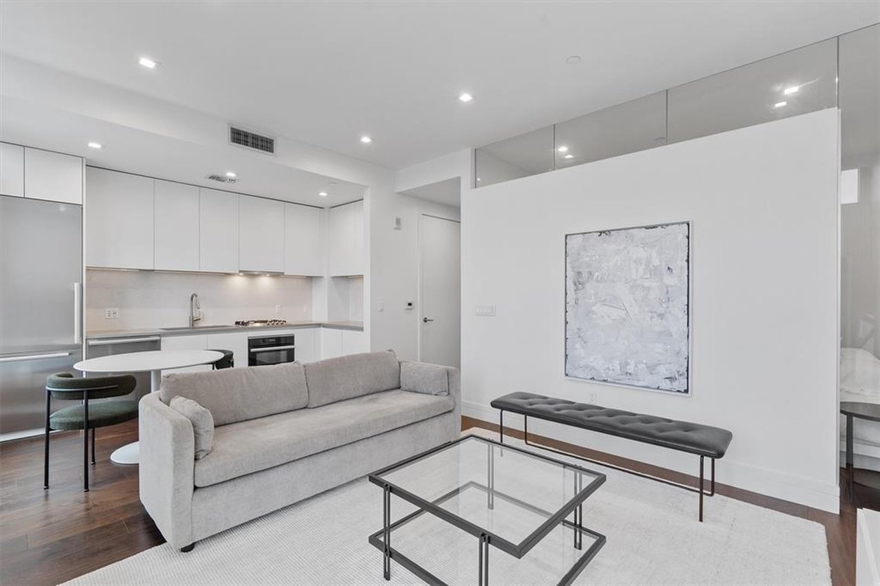 501 West #1106