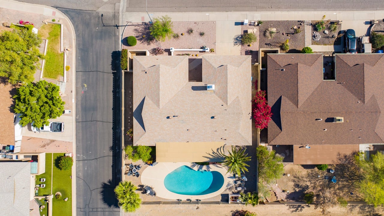 3020 E Mission Lane