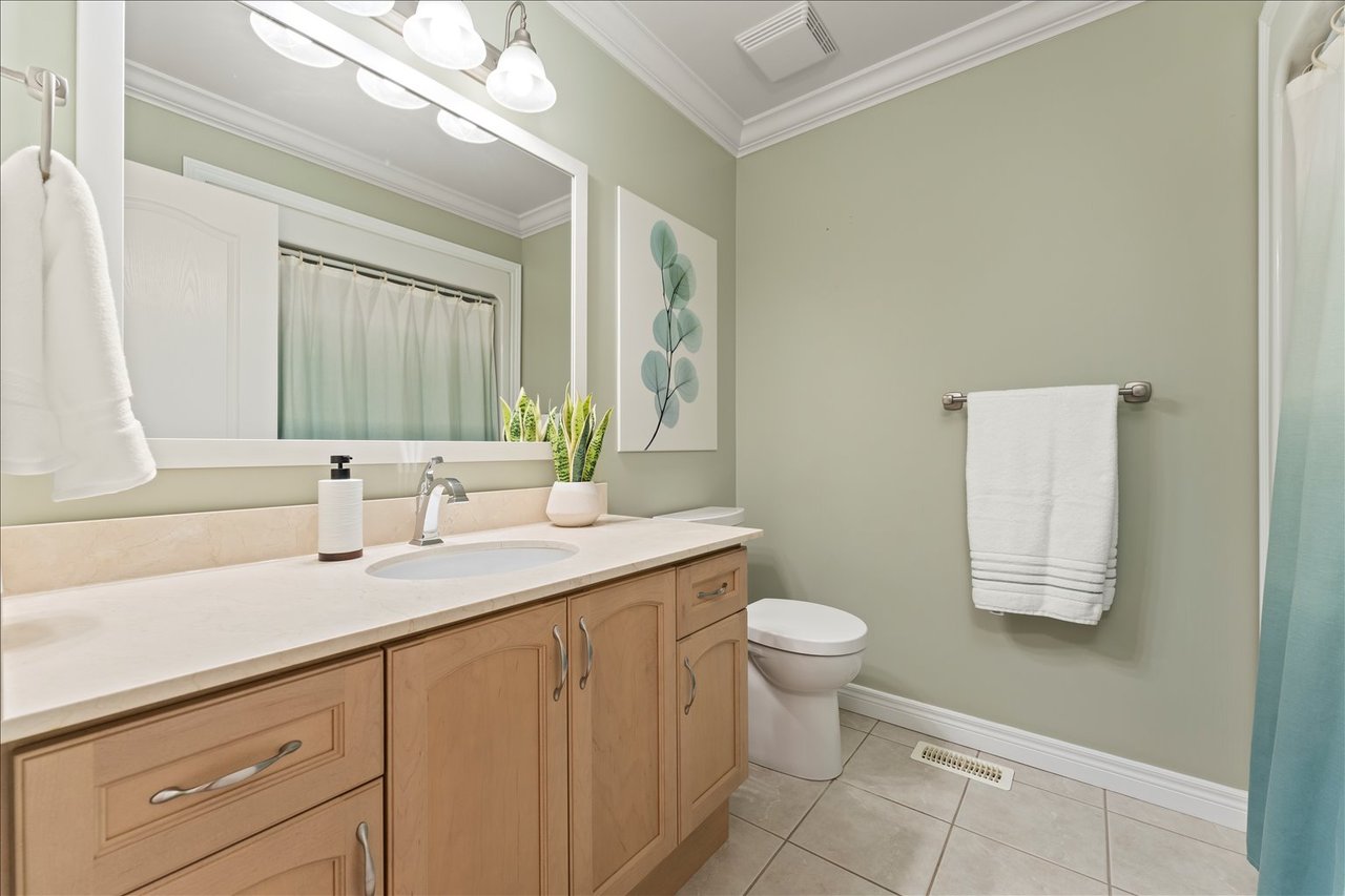 117-2125 Itabashi Way