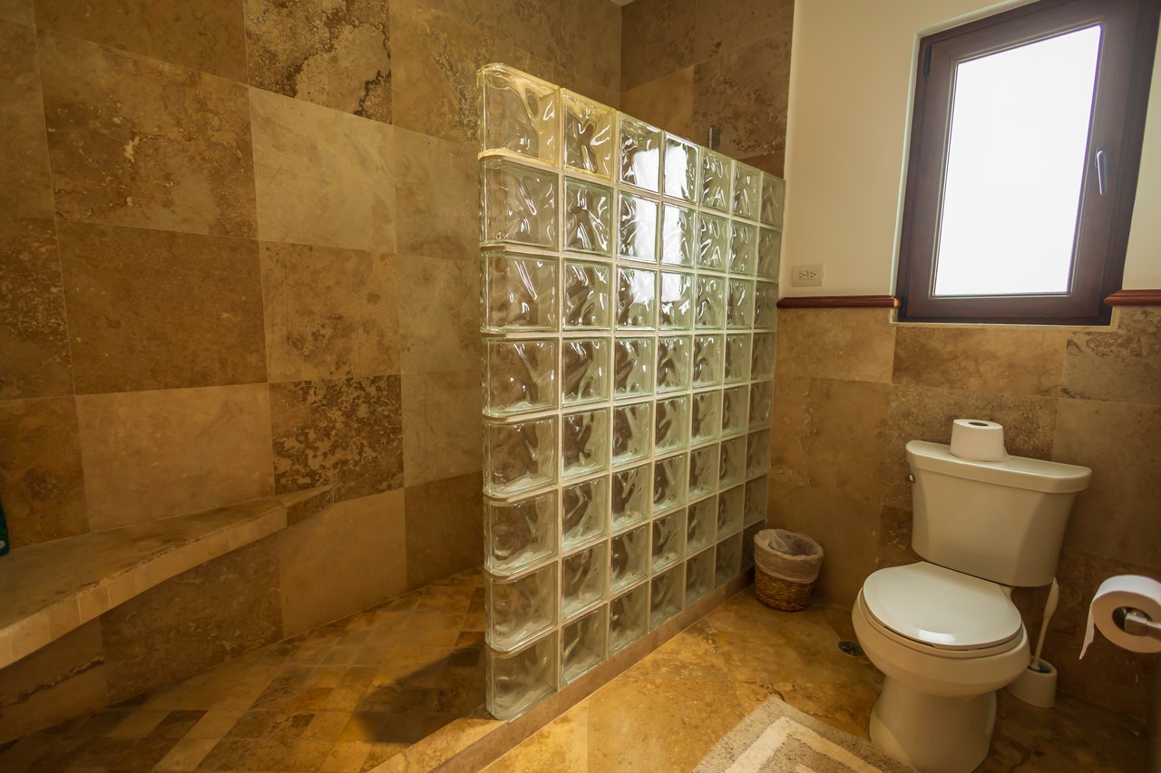 Pearl Ct., Villa 1105 