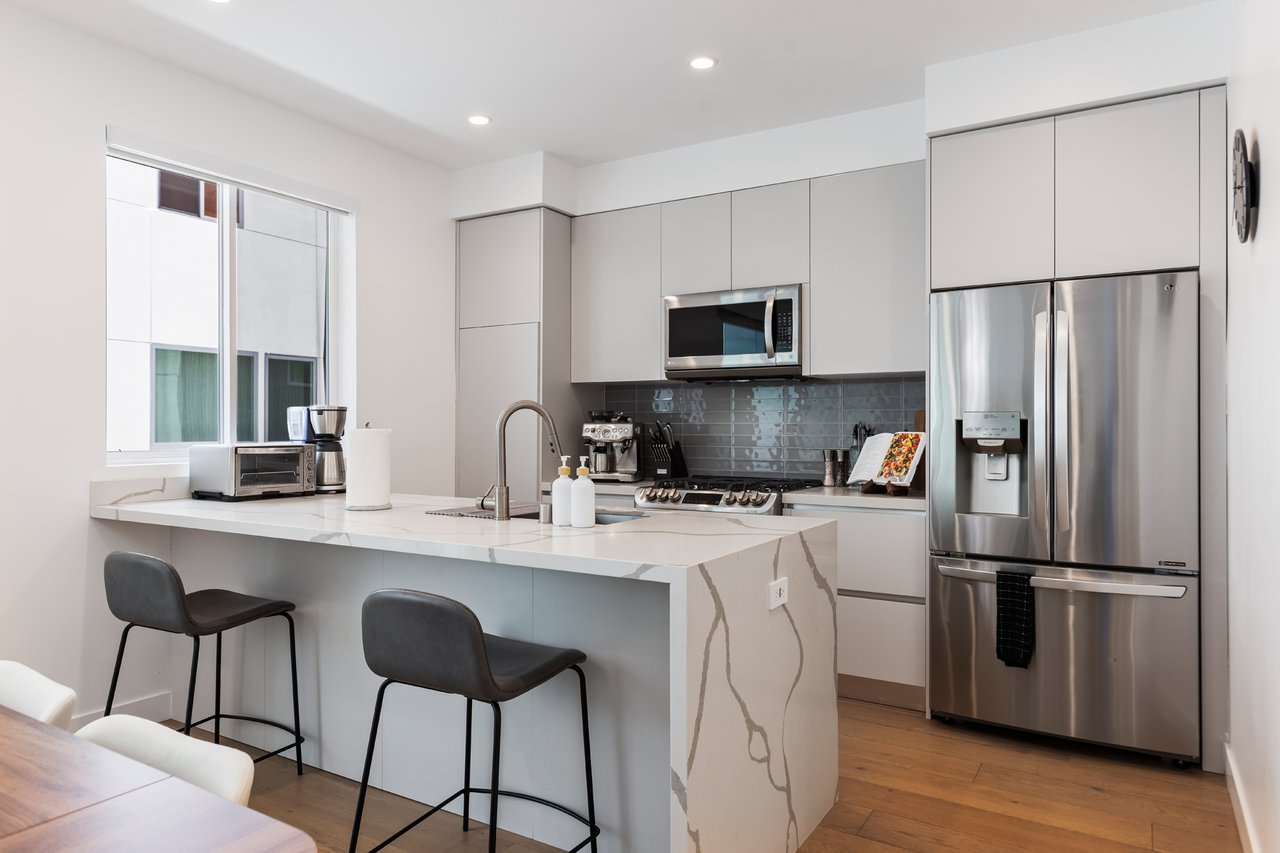 3B/3.5B Designer Home located in Prime Location