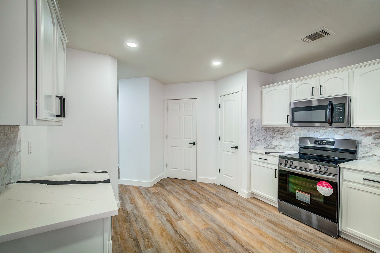 2023 Lake Trail Dr.