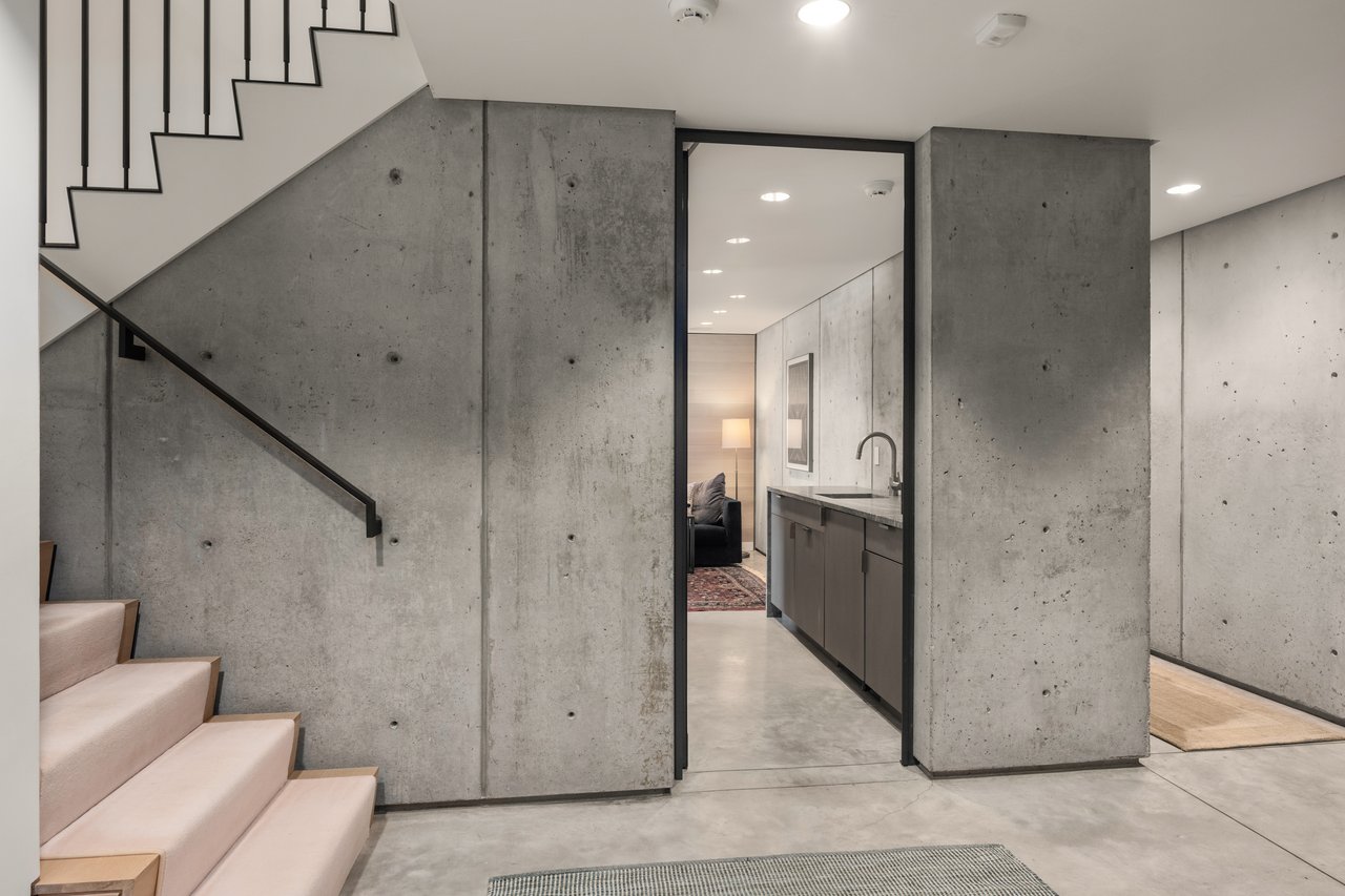 55 Fayerweather Street, Cambridge, MA 02138