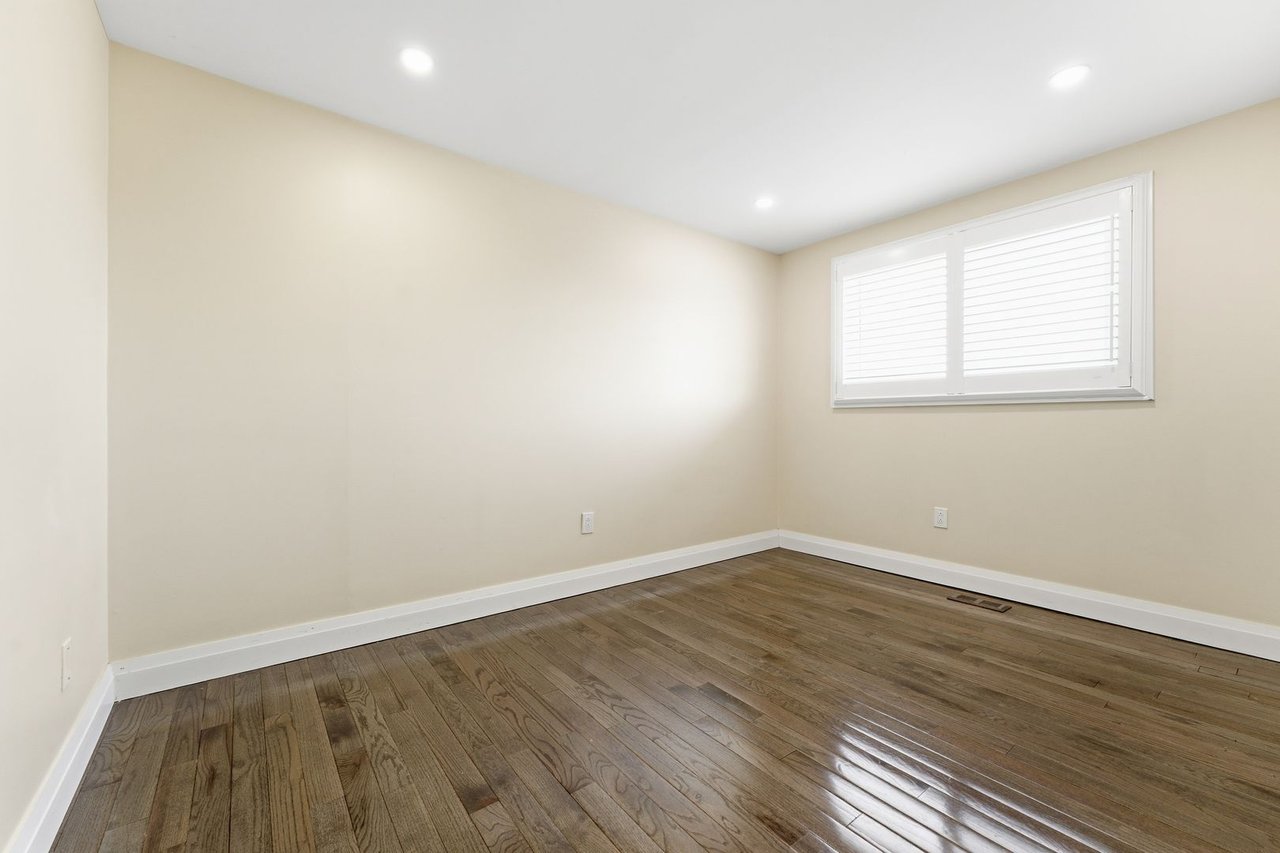 2362 Greenbank Tr