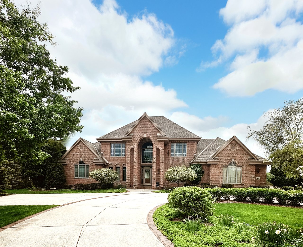 3455 Horseshoe Bend Court
