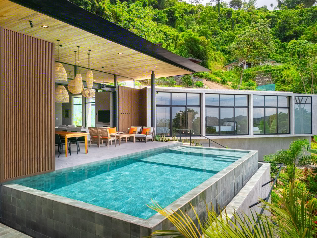 Casa La Artista - Sleek Modern Retreat with Ocean & Mountain Views in Ojochal