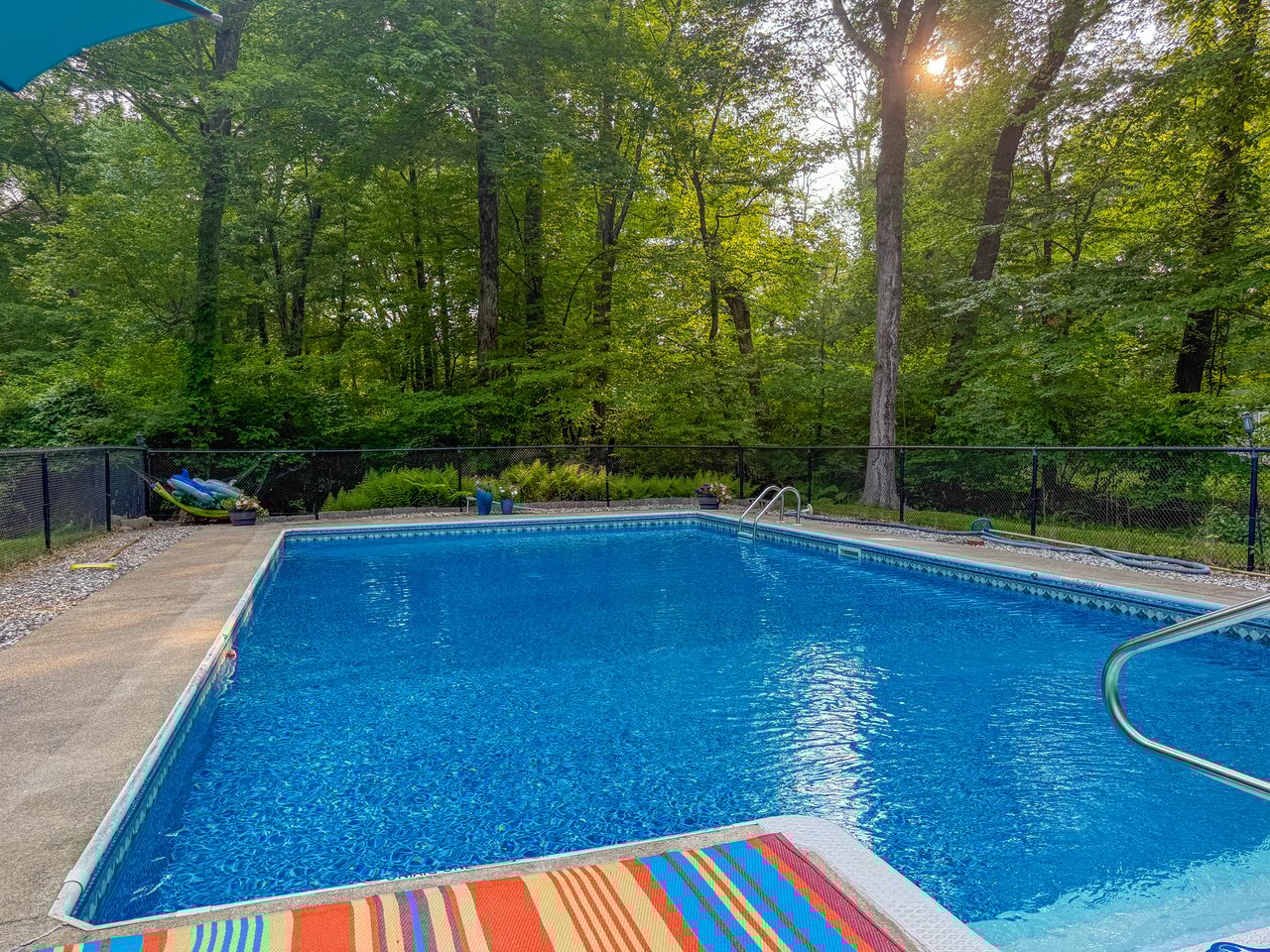 FOR SALE | Turnkey Business & Home