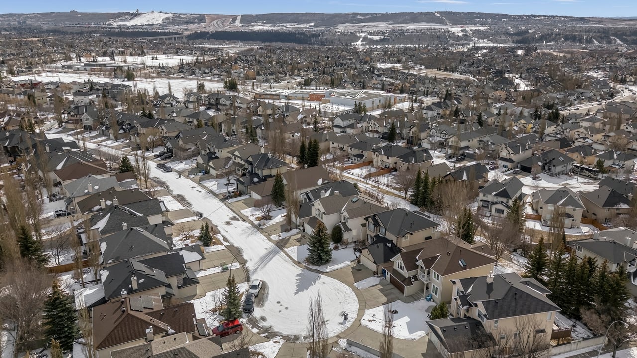 290 Tuscany Ridge Park NW