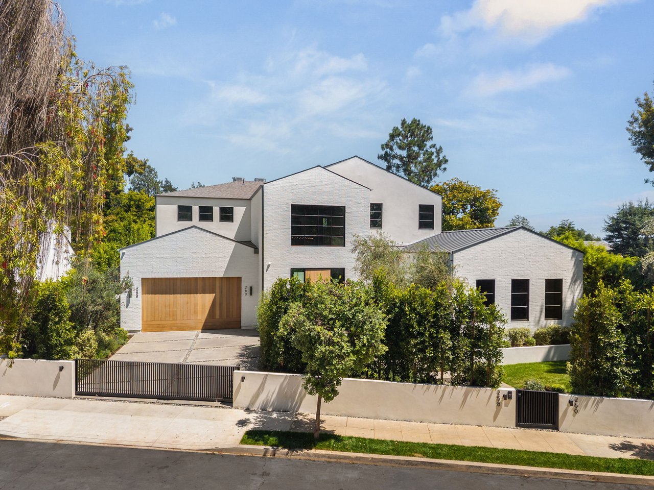 258 Barlock Ave