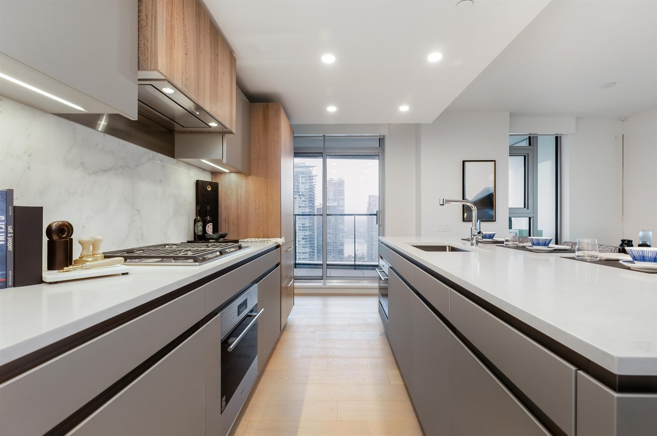 889 Pacific St, #2302