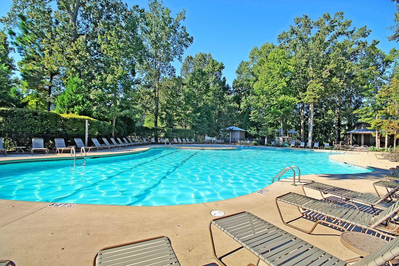 2336 Watchtower Ln