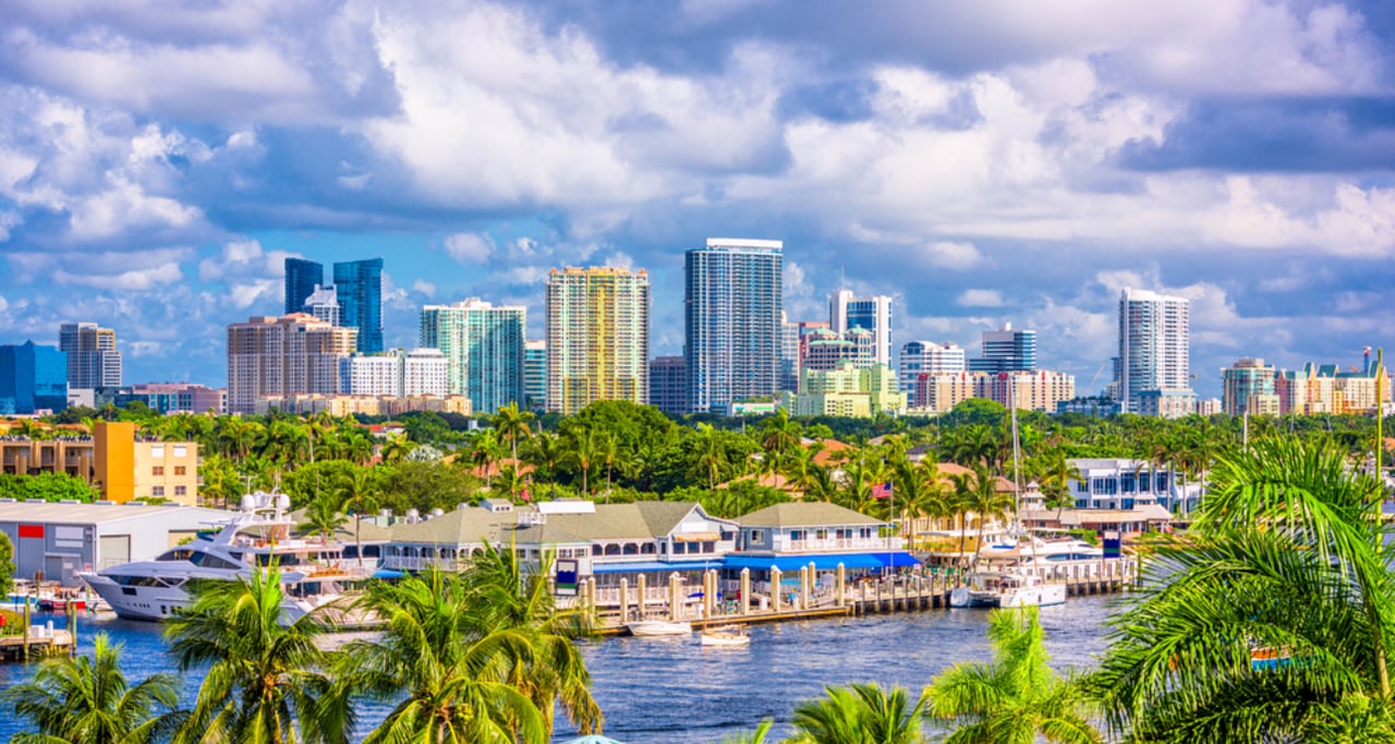 Explore Luxury Houses for Sale in Fort Lauderdale Florida with Ken Berke Real Estate, waterfront estates, yachting lifestyle, and upscale living await you.