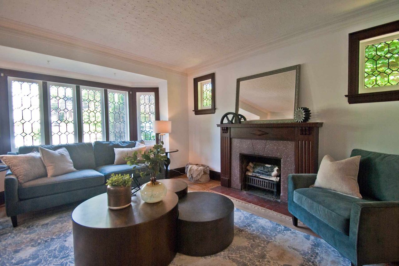 45 Fallingbrook Rd