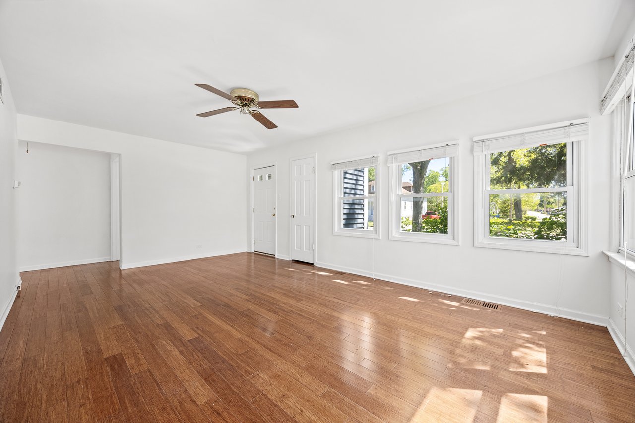 630 Wilson St, Downers Grove
