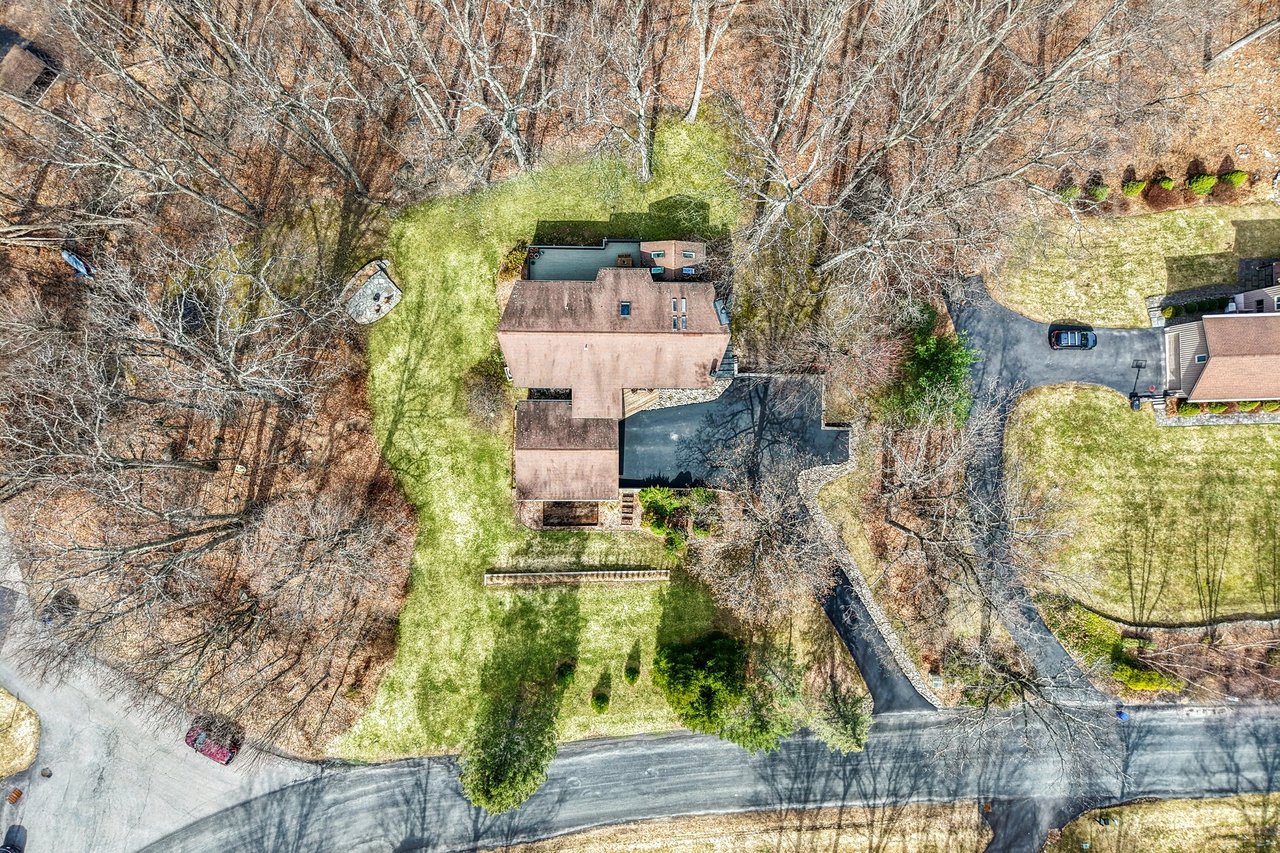 Cornwall Contemporary Wooded Retreat