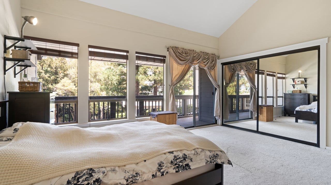 Private Listing