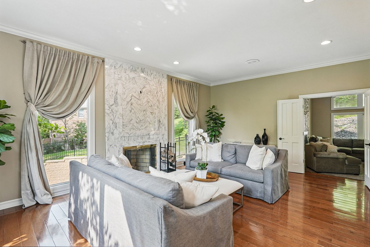559 Normandy Ct