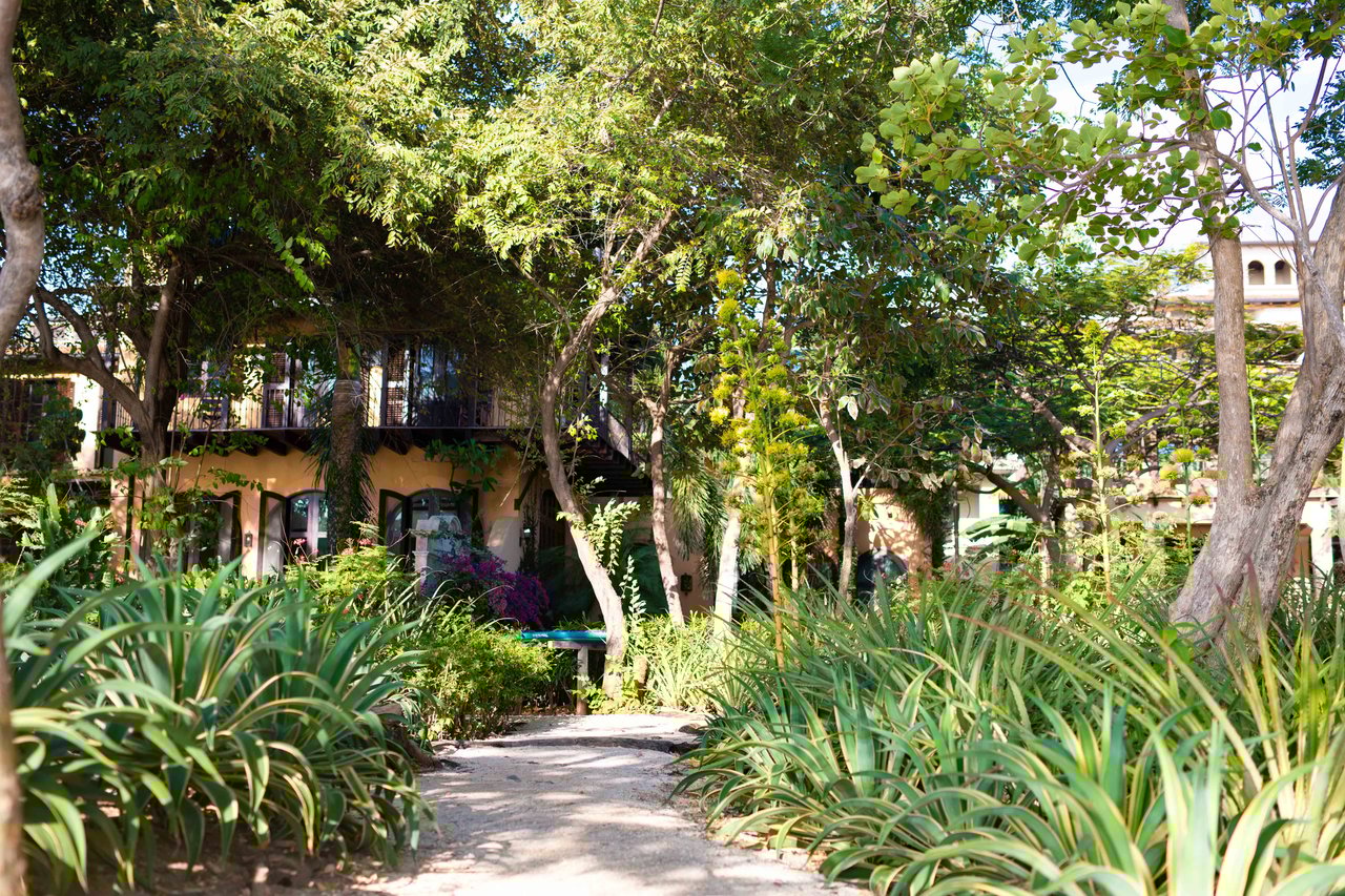 El Prado Lot #17 | Prime Central Lot in One of Las Catalinas’ Best Locations